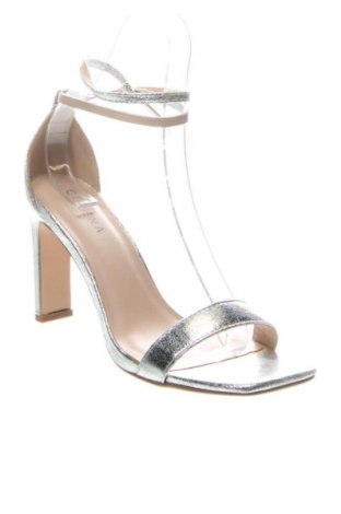 Szandálok Celena, Méret 40, Szín Ezüstös, Ár 19 499 Ft