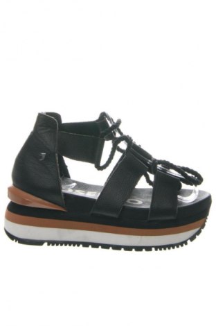 Sandály Gioseppo, Velikost 38, Barva Černá, Cena  1 278,00 Kč