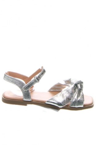Σανδάλια Sinsay, Μέγεθος 35, Χρώμα Ασημί, Τιμή 31,71 €
