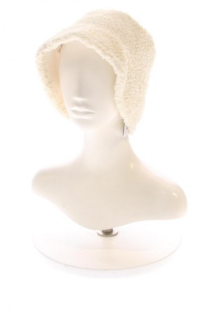 Czapka Bata, Kolor ecru, Cena 105,70 zł