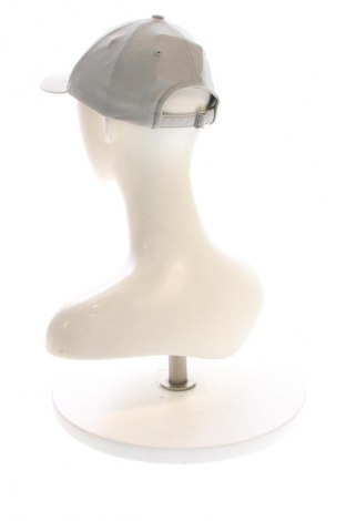 Шапка Columbia, Цвят Бежов, Цена 62,99 лв.