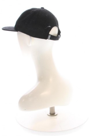 Шапка Converse, Цвят Черен, Цена 11,24 €