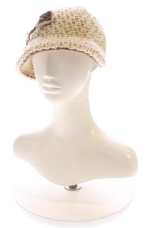 Шапка Unbranded, Цвят Екрю, Цена 15,80 лв.