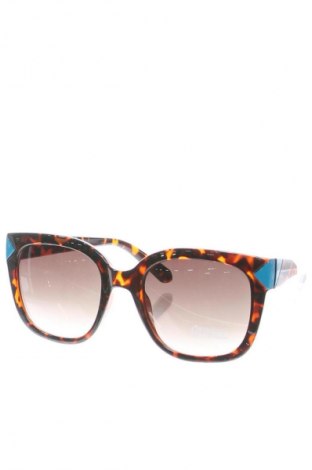 Sonnenbrille Guess, Farbe Mehrfarbig, Preis € 117,99