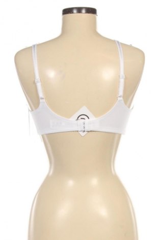 Сутиен Triumph, Размер M, Цвят Бял, Цена 93,99 лв.