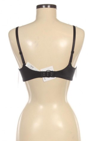 Сутиен Triumph, Размер S, Цвят Черен, Цена 93,99 лв.