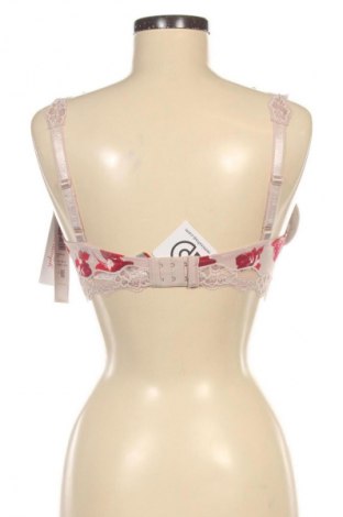 Сутиен Triumph, Размер M, Цвят Многоцветен, Цена 93,99 лв.