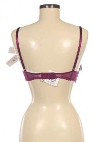 Podprsenka Triumph, Veľkosť M, Farba Červená, Cena  56,95 €