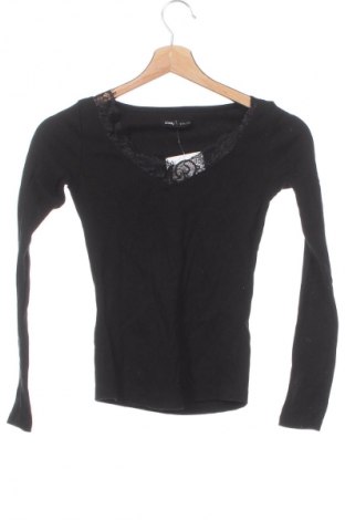 Damen Shirt Sinsay, Größe XXS, Farbe Schwarz, Preis 9,62 €