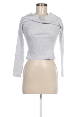 Damen Shirt Stradivarius, Größe S, Farbe Grau, Preis 9,74 €