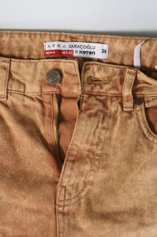 Damskie jeansy Koton, Rozmiar XS, Kolor Beżowy, Cena 82,99 zł