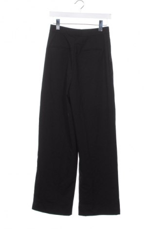 Pantaloni de femei Zara, Mărime S, Culoare Negru, Preț 69,00 Lei