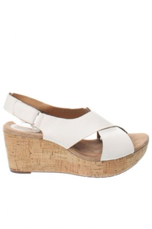 Sandále Clarks, Veľkosť 42, Farba Biela, Cena  45,52 €